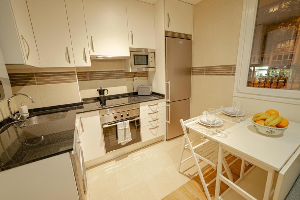 Hey - Avenida De America - Apartament